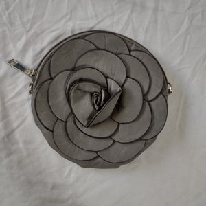 Elegant Gray Floral Clutch Party Wedding Roses Any Occasion Sophisticated Look